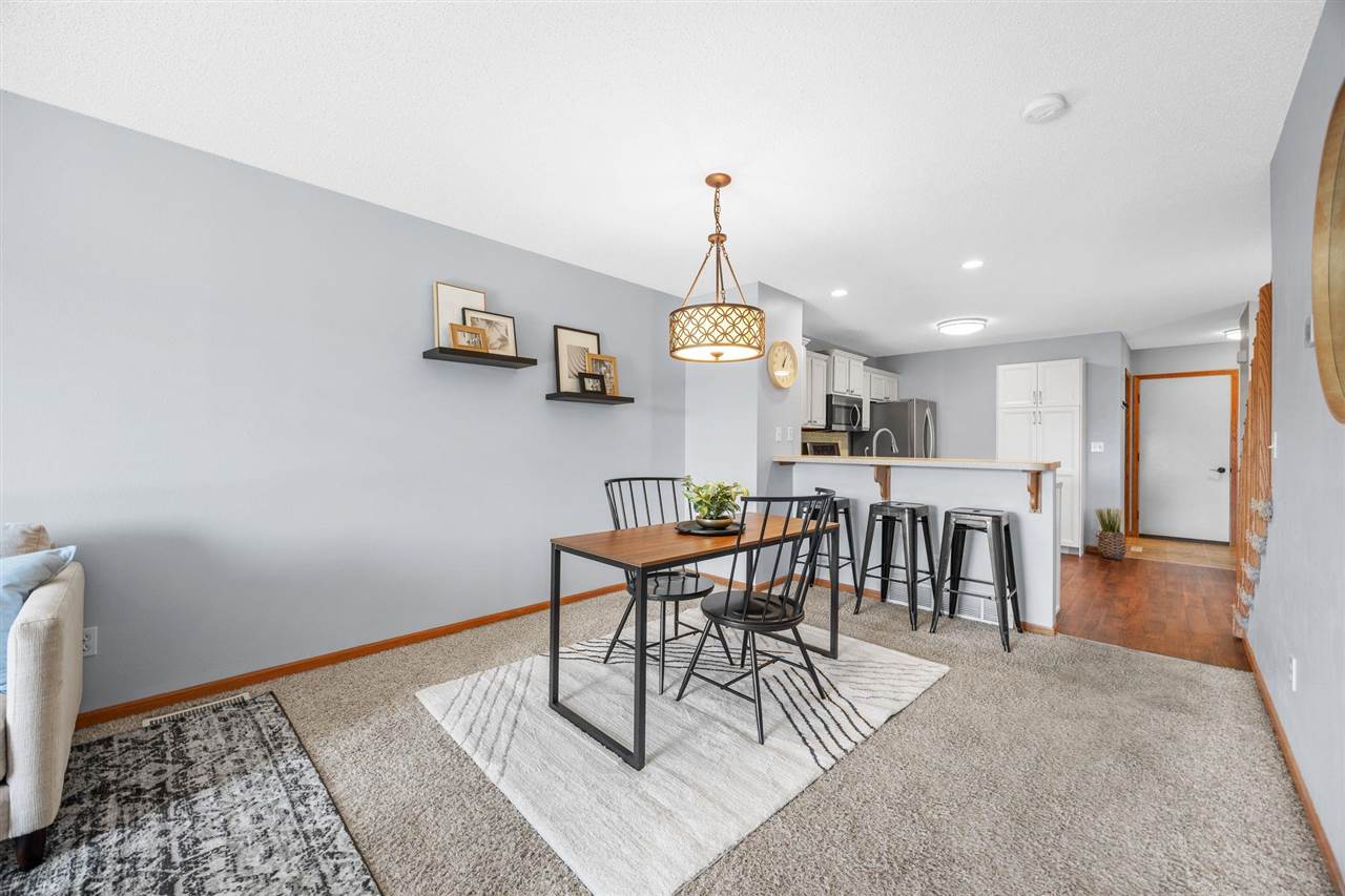 3733 Stoney Point Road Southwest Cedar Rapids, IA 52404 - Photo 7 of 27 Gallery Image 7