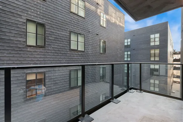 $974,900 | 111 South Peoria Street, Unit 506, Chicago, IL 60607
