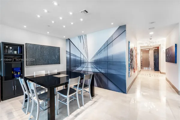 $20,000 | 100 South Pointe Drive, Unit 610, Miami Beach, FL 33139