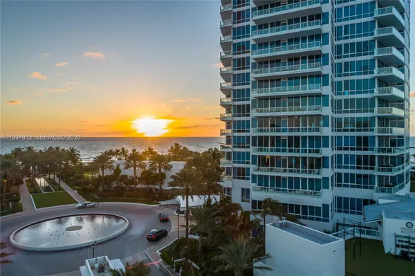 $20,000 | 100 South Pointe Drive, Unit 610, Miami Beach, FL 33139