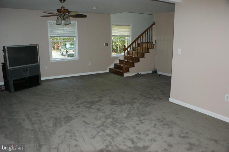 12780 Olivet Road Lusby, MD 20657 - Photo 3 of 21 Family Room
