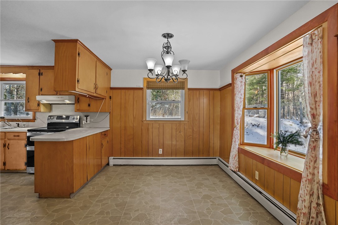 370 Maple Valley Road Coventry, RI 02816 - Photo 11 of 46