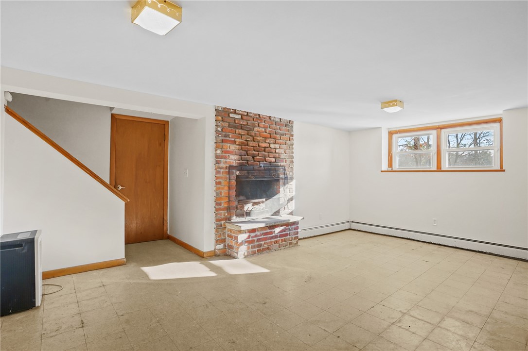 370 Maple Valley Road Coventry, RI 02816 - Photo 31 of 46