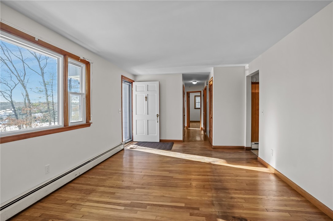 370 Maple Valley Road Coventry, RI 02816 - Photo 9 of 46