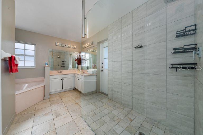 2805 Sweet Plum Court Kissimmee, FL 34747 - Photo 17 of 30