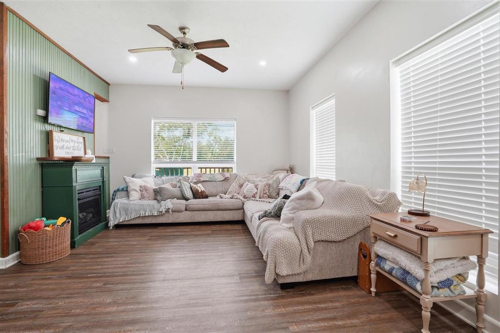 3383 Linscomb Road Vinton, LA 70668 - Photo 3 of 21