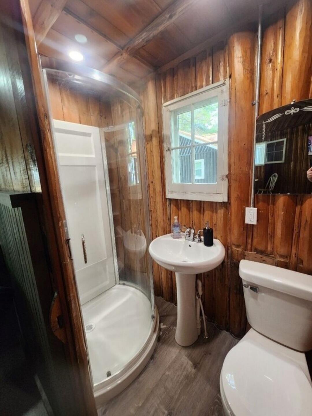 973 North Huron Road East Tawas, MI 48730 - Photo 6 of 8 bathroom