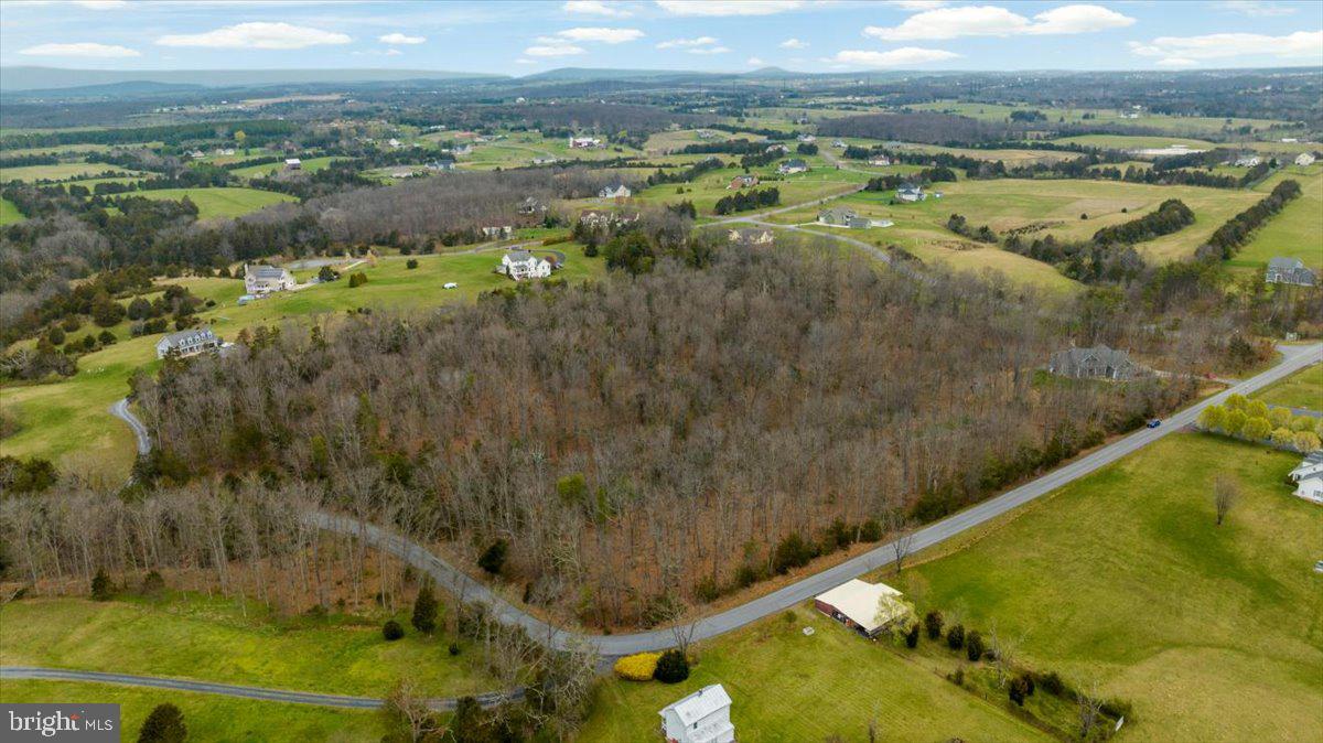 3 Huttle Road Middletown, VA 22645 - Photo 4 of 12