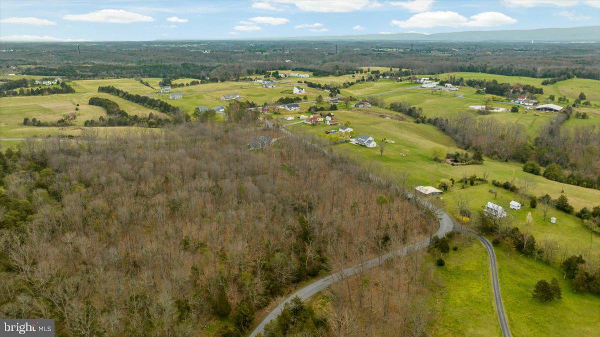 3 Huttle Road Middletown, VA 22645 - Photo 6 of 12