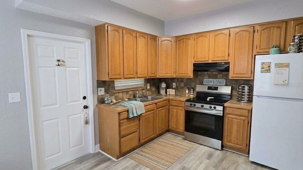 111 145th Avenue, Unit 4 Madeira Beach, FL 33708 - Photo 7 of 16 Gallery Image 7