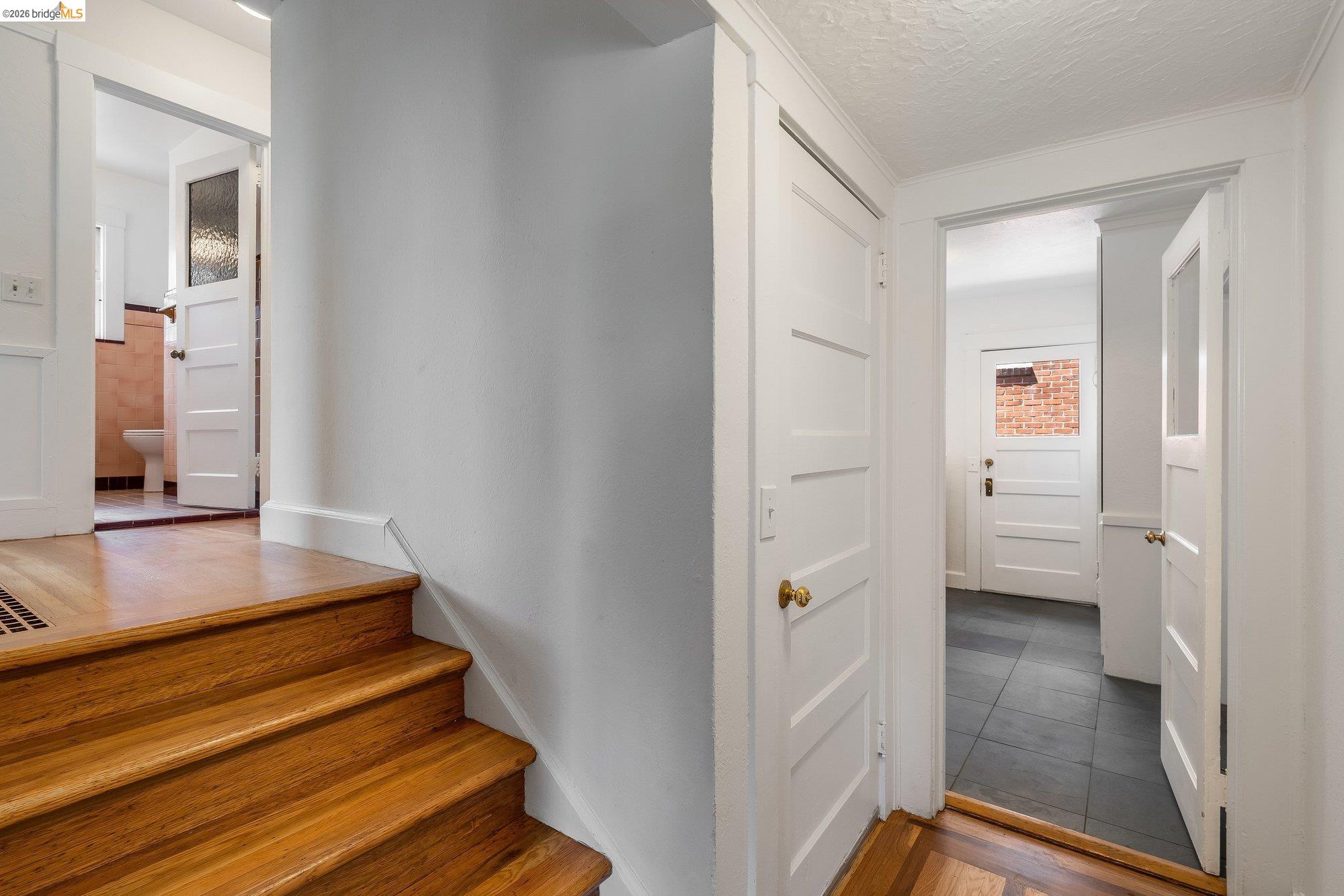 2350 Spaulding Avenue Berkeley, CA 94703 - Photo 13 of 30