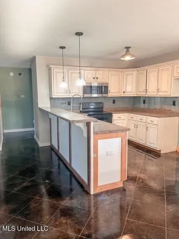 $235,000 | 1181 Egypt Creek Road, Sarah, MS 38665