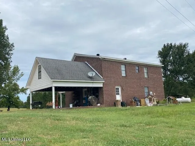 $235,000 | 1181 Egypt Creek Road, Sarah, MS 38665