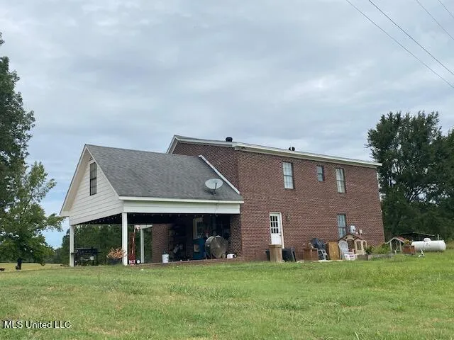 $235,000 | 1181 Egypt Creek Road, Sarah, MS 38665