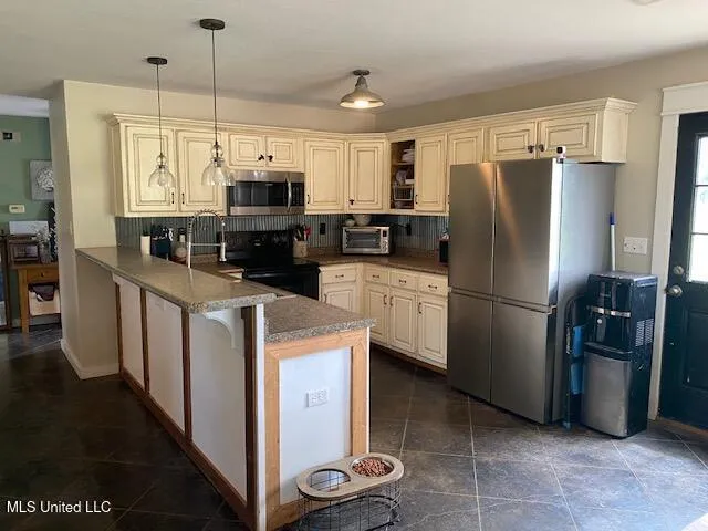 $235,000 | 1181 Egypt Creek Road, Sarah, MS 38665