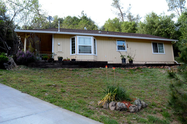 14722 Ravine Road Redding, CA 96003 - Photo 15 of 15 Front_1492_LR.jpg