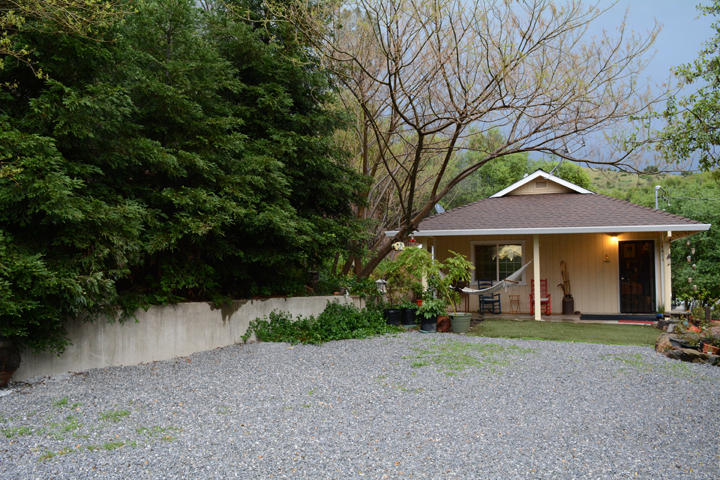 14722 Ravine Road Redding, CA 96003 - Photo 9 of 15 Front of house 1.jpg