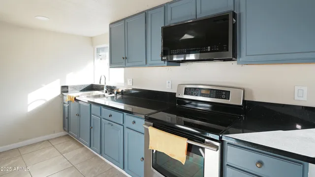 $1,500 | 307 North D Street, Eloy, AZ 85131