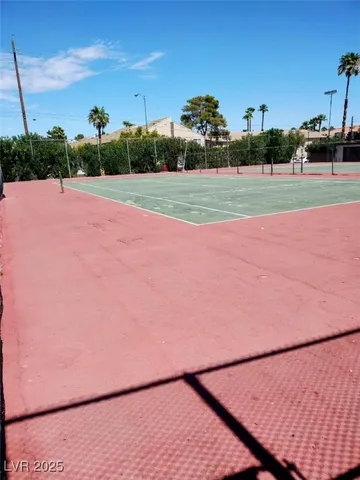 $1,475 | 4350 Caliente Street, Las Vegas, NV 89119