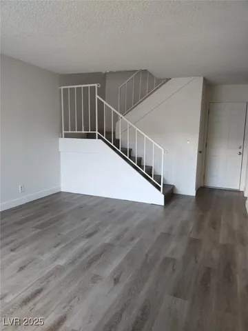 $1,475 | 4350 Caliente Street, Las Vegas, NV 89119