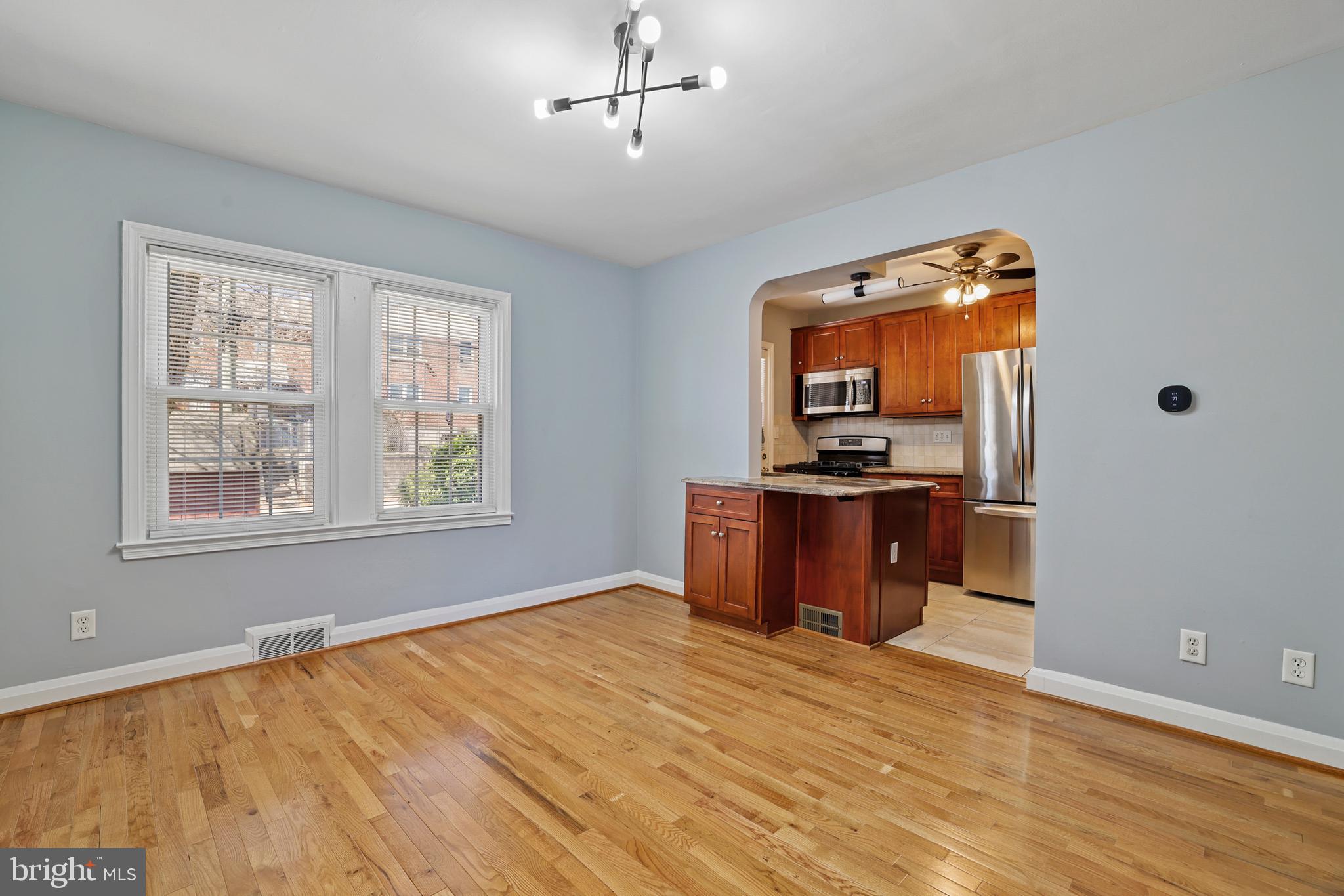 1805 Glen Ridge Road Towson, MD 21286 - Photo 6 of 29