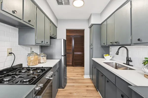 $129,900 | 2341 Unity Avenue North, Golden Valley, MN 55422