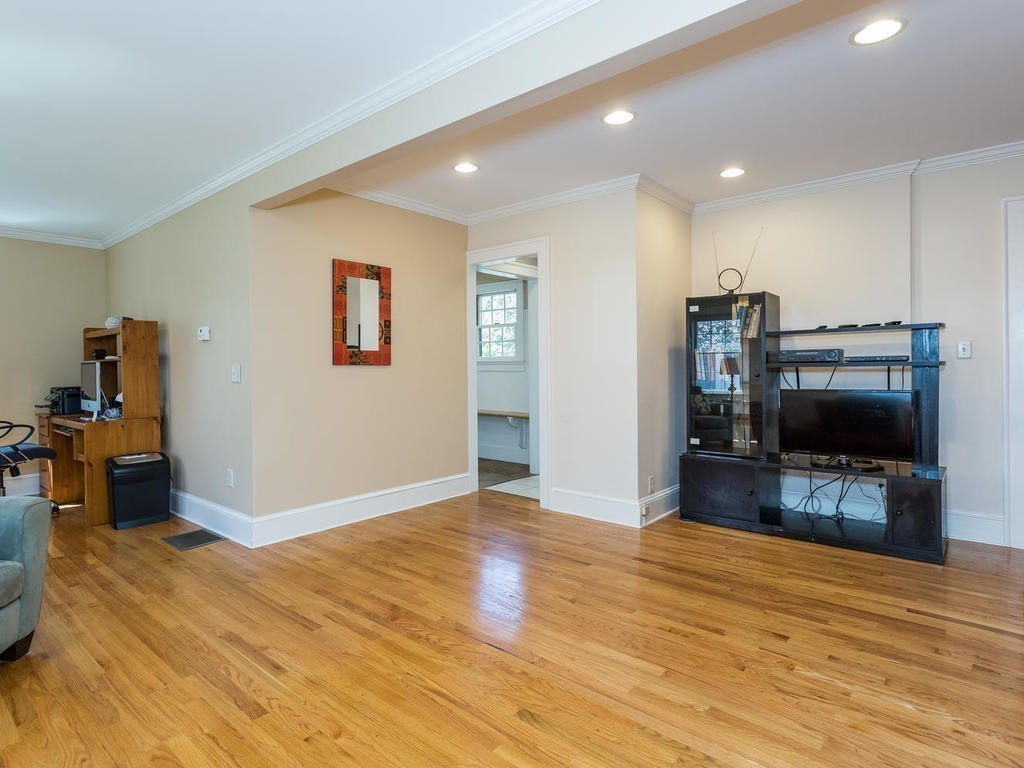 92 Dover Road Longmeadow, MA 01106 - Photo 14 of 30 Gallery Image 14