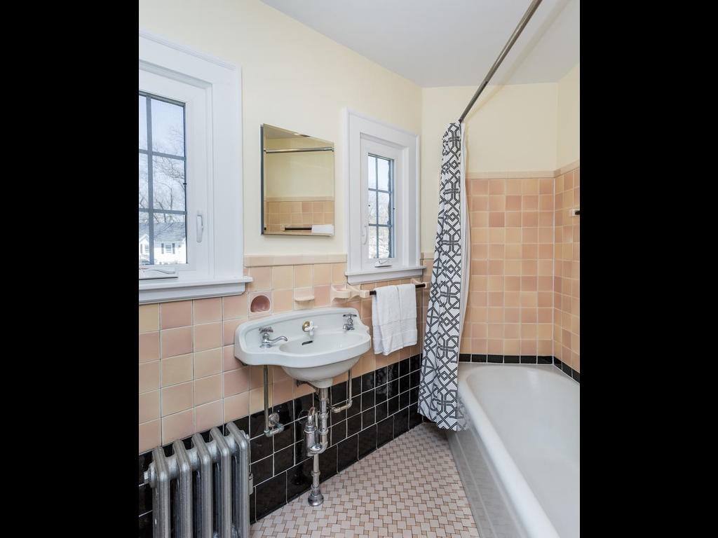 92 Dover Road Longmeadow, MA 01106 - Photo 24 of 30 Gallery Image 24