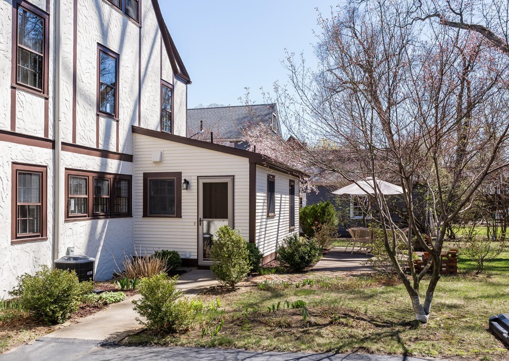 92 Dover Road Longmeadow, MA 01106 - Photo 28 of 30 Gallery Image 28
