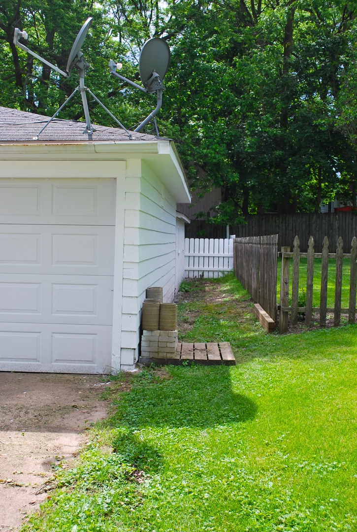 511 State Street Maple Park, IL 60151 - Photo 28 of 32