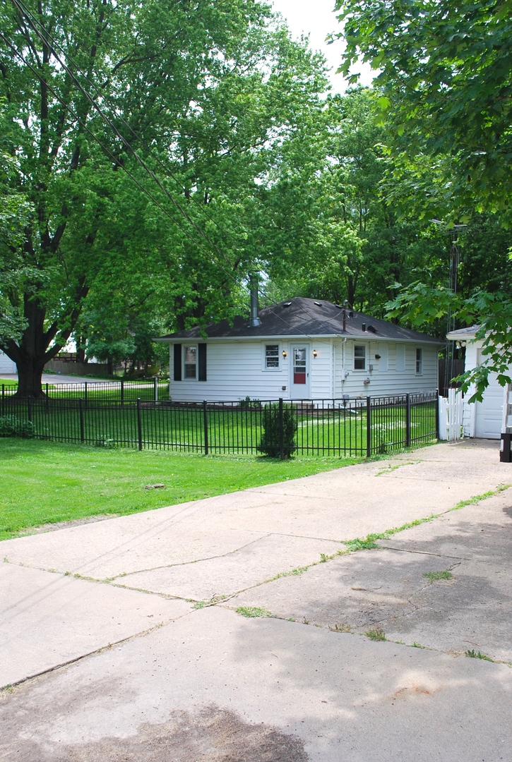 511 State Street Maple Park, IL 60151 - Photo 29 of 32