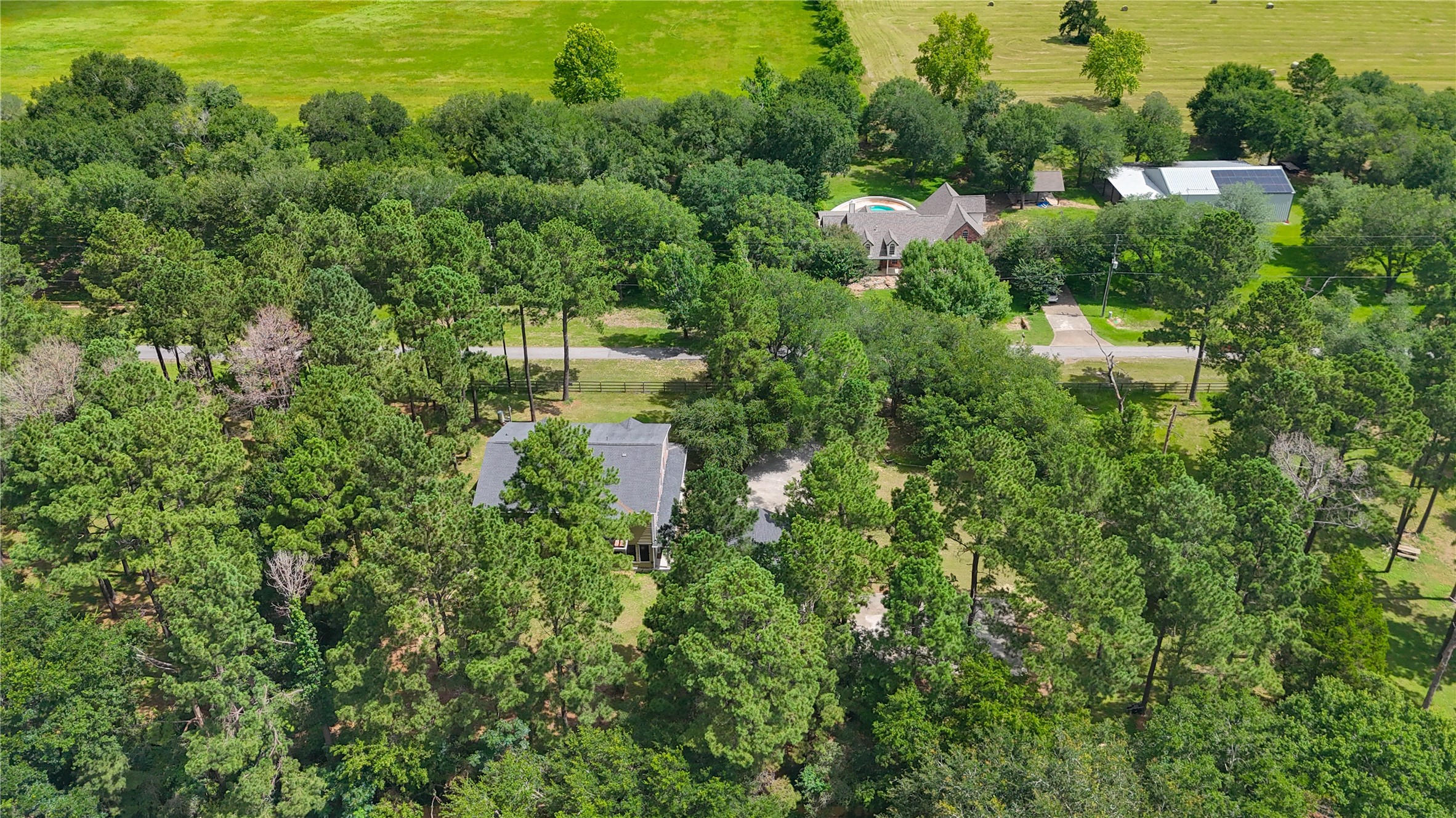 20531 Faye Tomball, TX 77377 - Photo 32 of 43 a view of a garden with a house