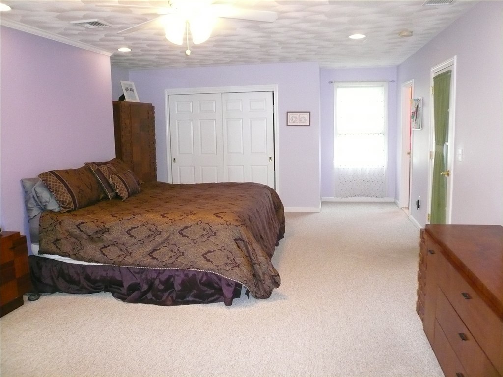 210 Pinecrest Drive Pawtucket, RI 02861 - Photo 13 of 38