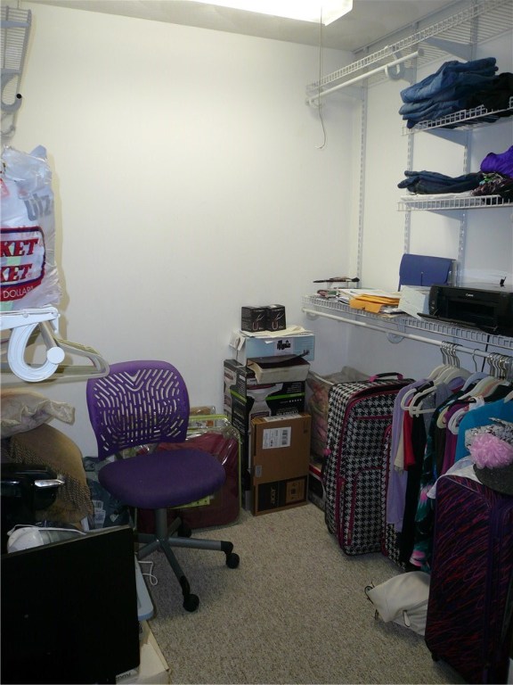 210 Pinecrest Drive Pawtucket, RI 02861 - Photo 24 of 38