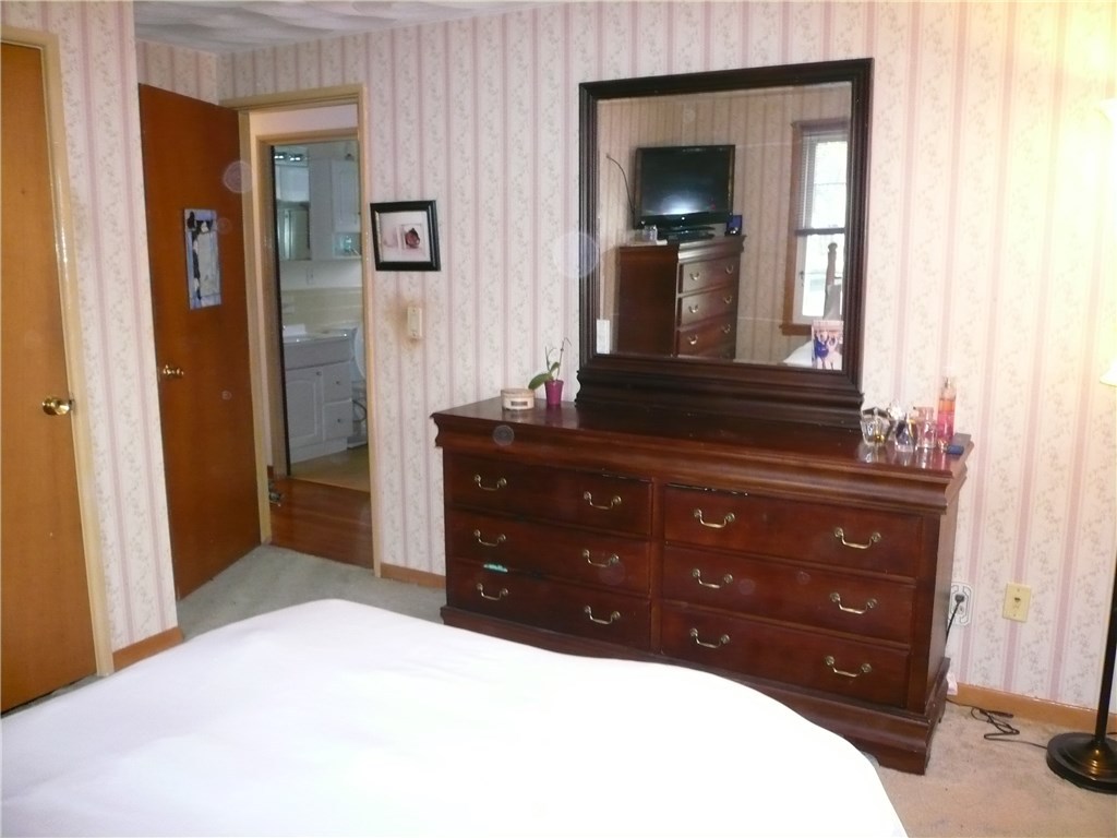 210 Pinecrest Drive Pawtucket, RI 02861 - Photo 30 of 38