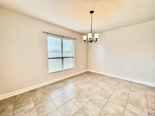 $2,150 | 42575 Wynstone Drive, Prairieville, LA 70769