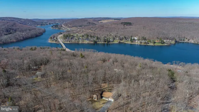 $599,900 | 433 San Francisco Street, Oakland, MD 21550