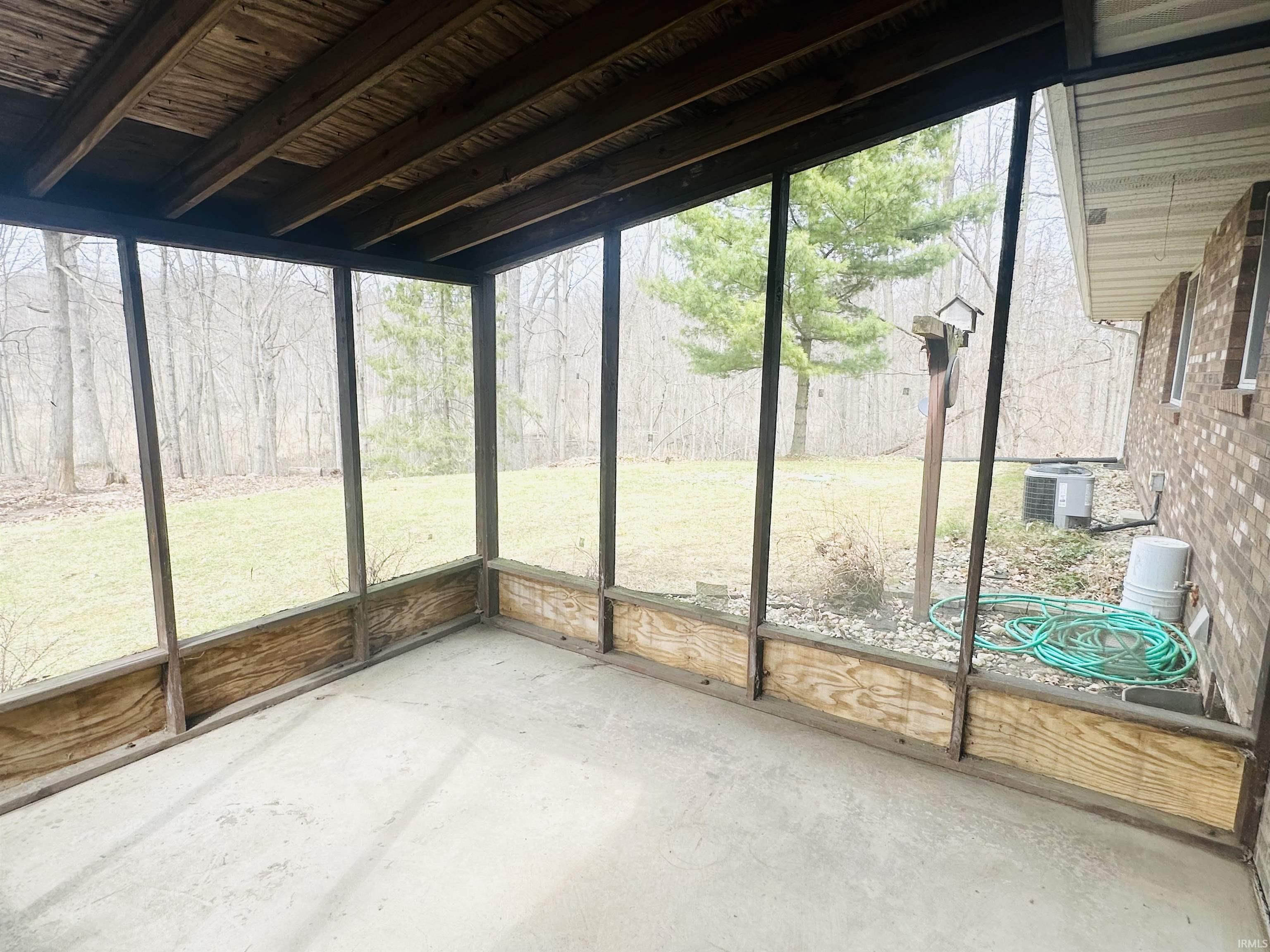 60979 Myrtle Road South Bend, IN 46614 - Photo 16 of 36