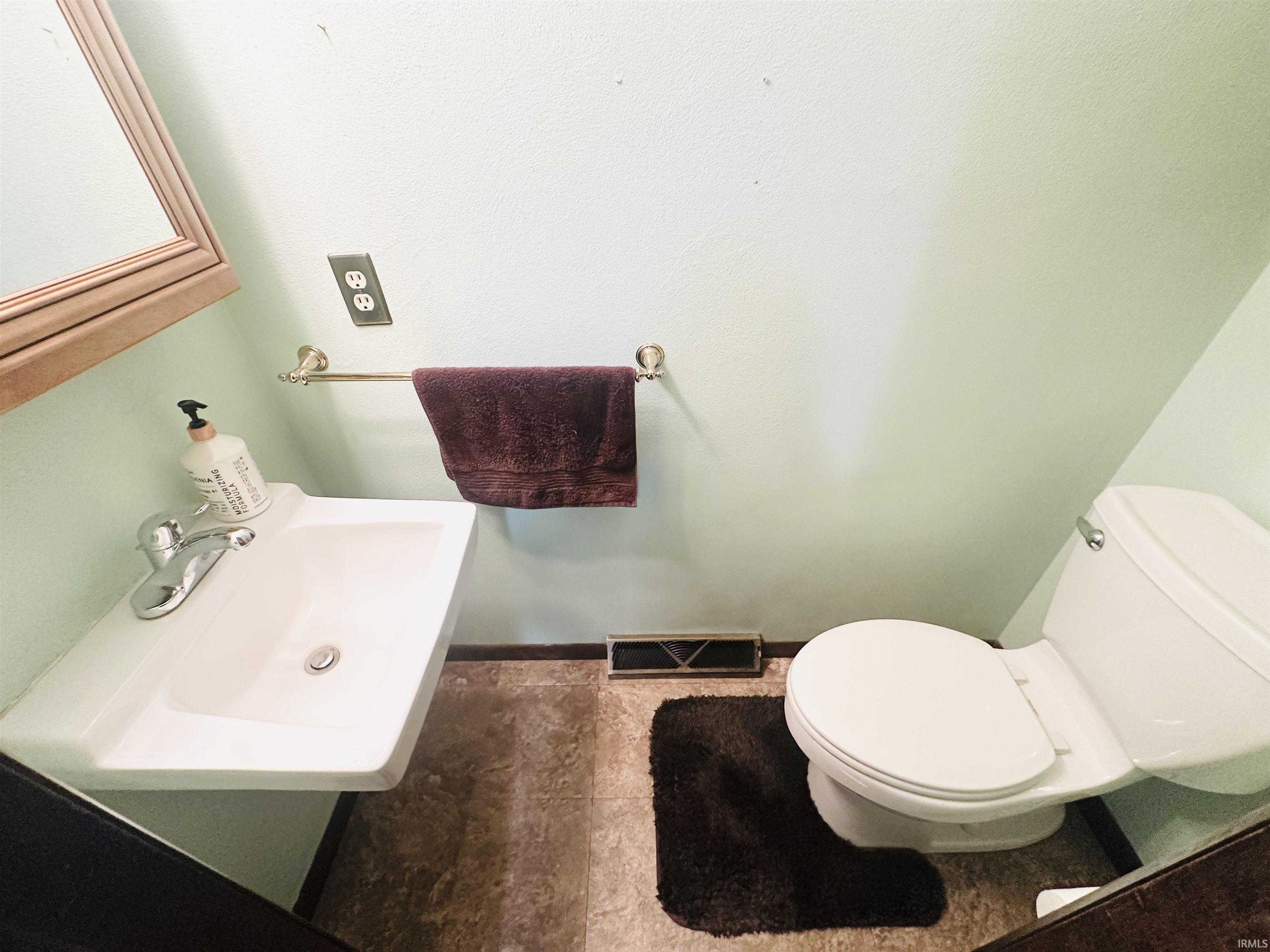 60979 Myrtle Road South Bend, IN 46614 - Photo 22 of 36