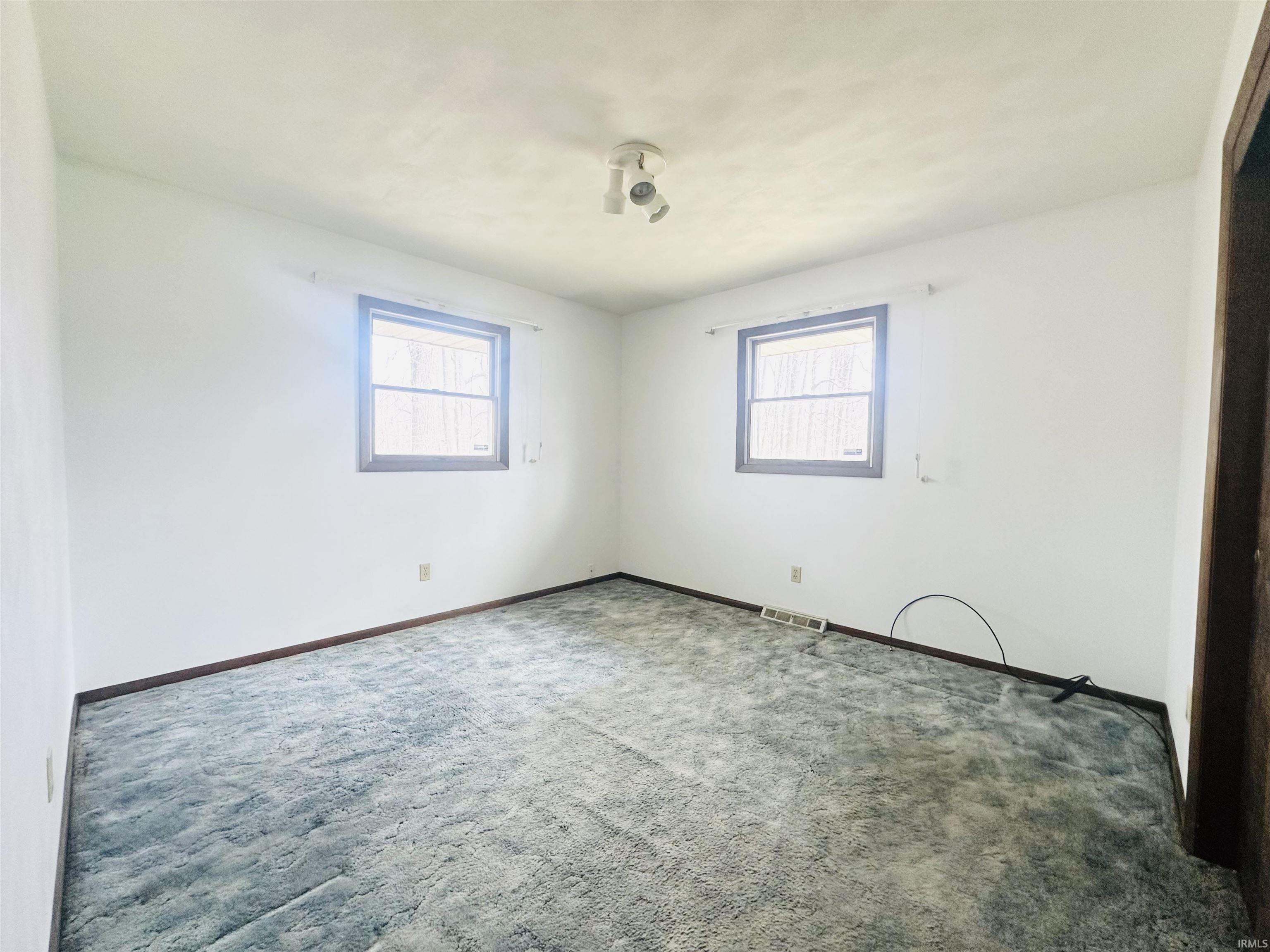 60979 Myrtle Road South Bend, IN 46614 - Photo 27 of 36