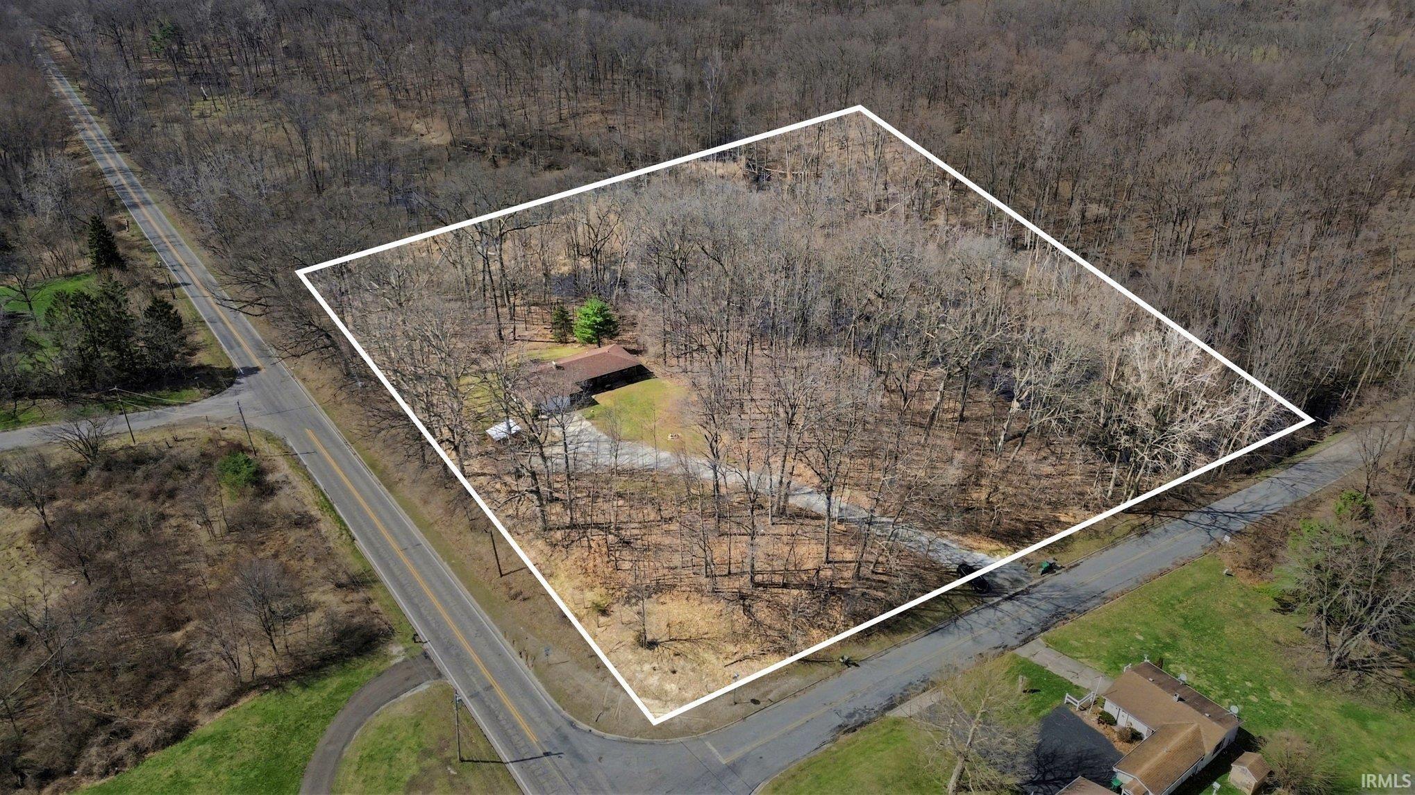 60979 Myrtle Road South Bend, IN 46614 - Photo 3 of 36