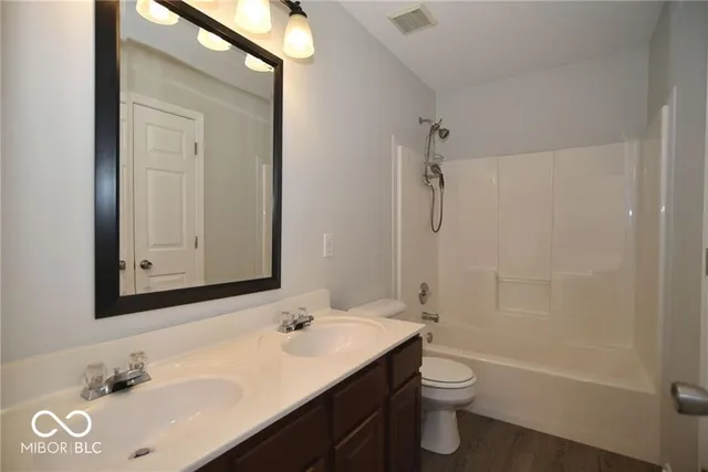 $2,800 | 5742 Cantigny Way North, Carmel, IN 46033