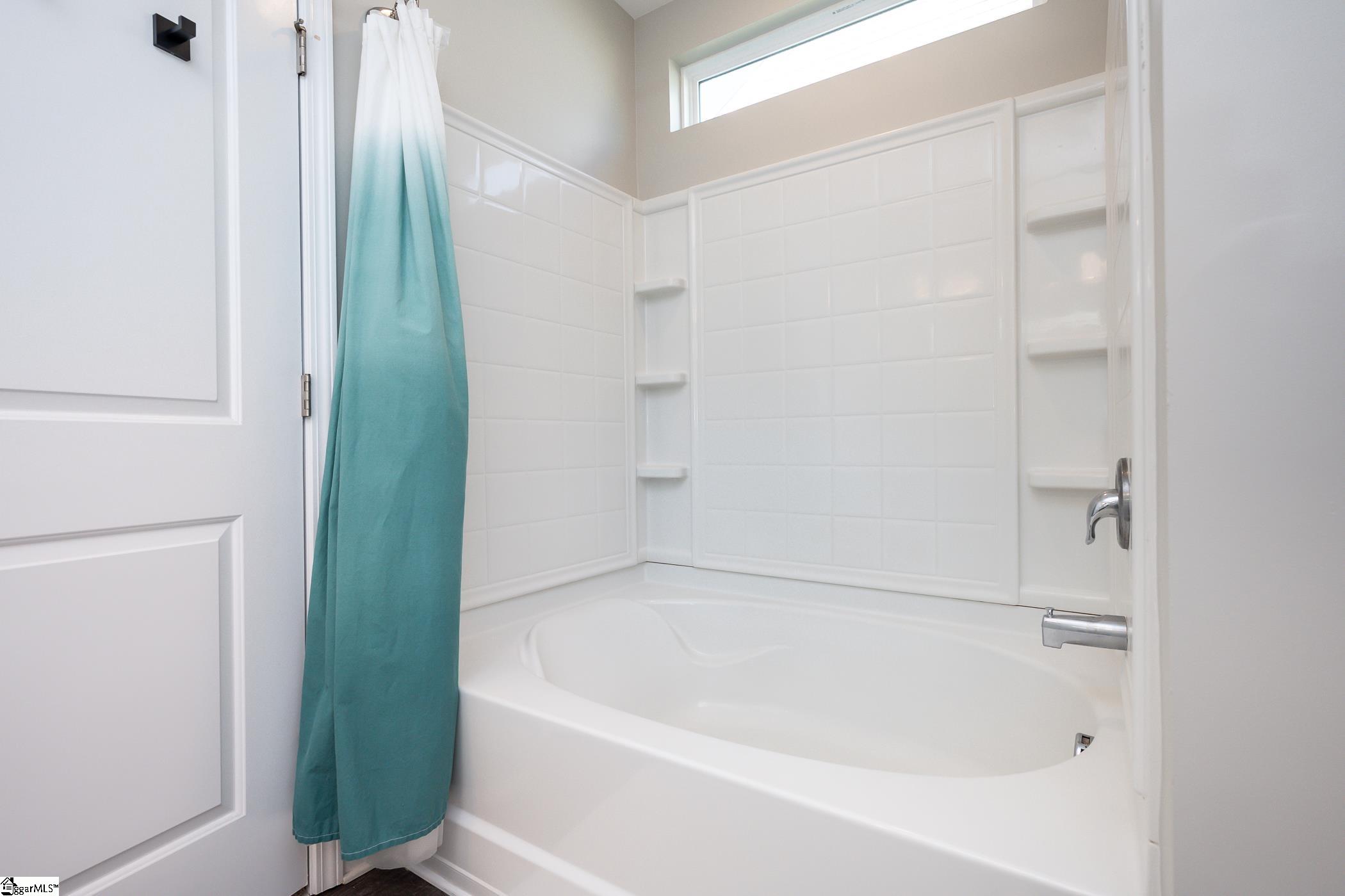 118 Parvin Court Greenville, SC 29607 - Photo 11 of 21 Gallery Image 11