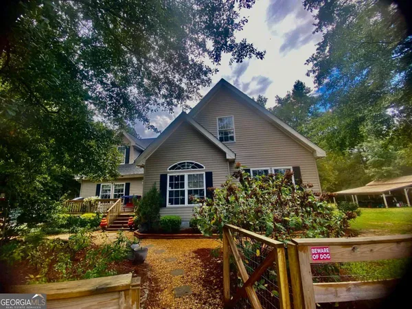 $395,000 | 290 Poplar Creek Road, Stephens, GA 30667