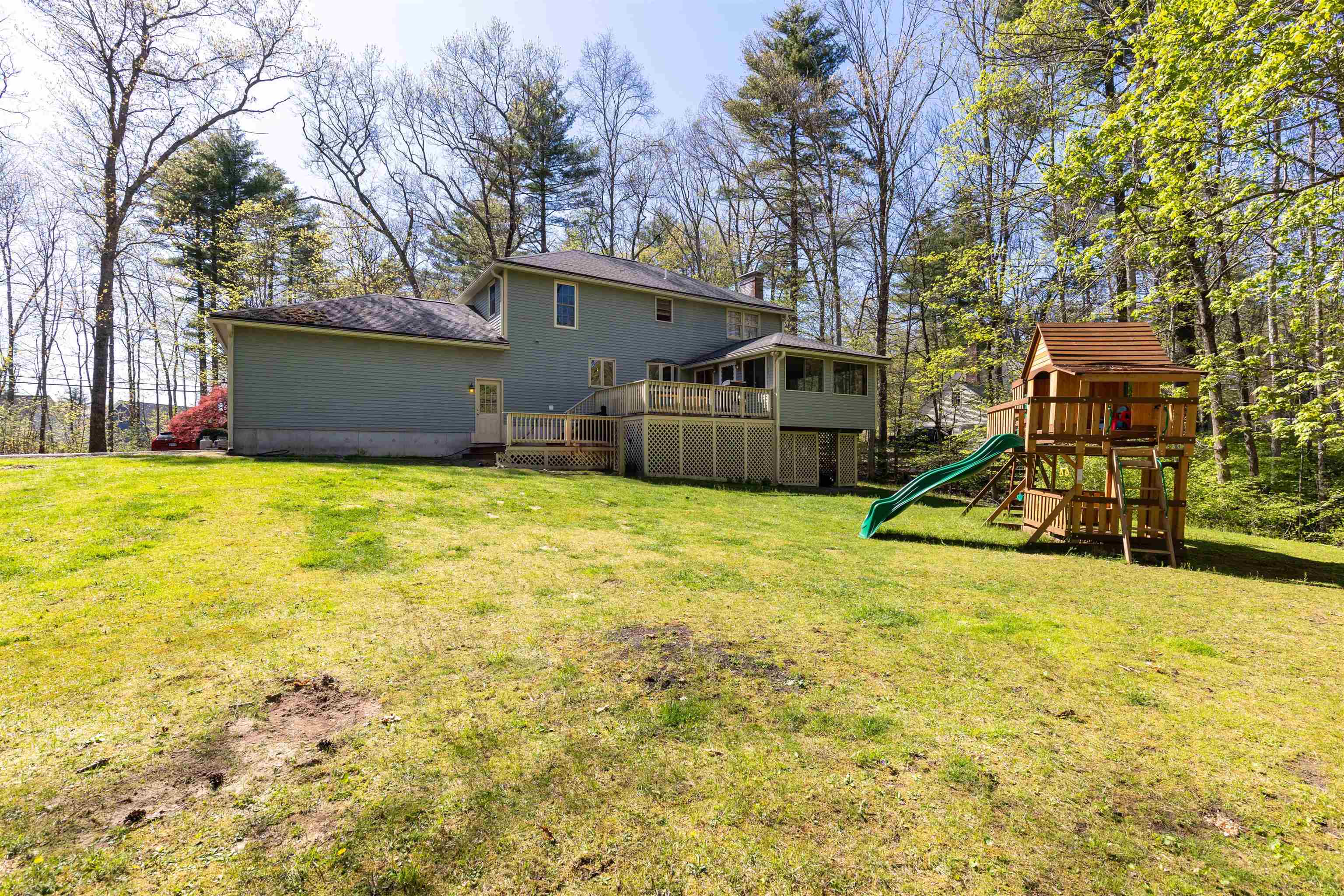 12 Zion Hill Road Salem, NH 03079 - Photo 3 of 40