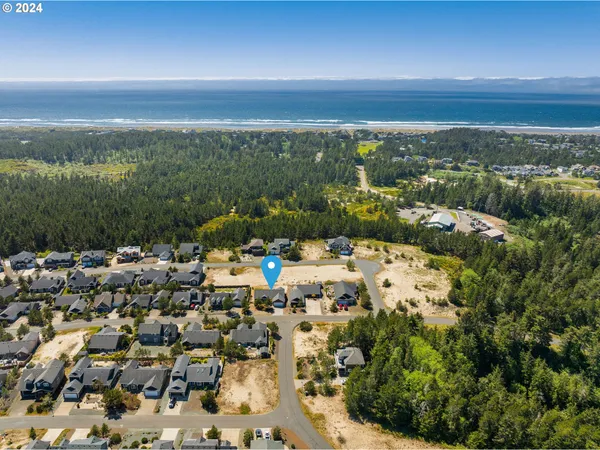 $639,900 | 9980 Pine Ridge Drive, Nehalem, OR 97131