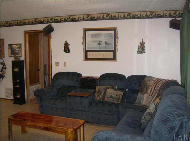 2846 Pierce Road Cantonment, FL 32533 - Photo 10 of 17 Gallery Image 10