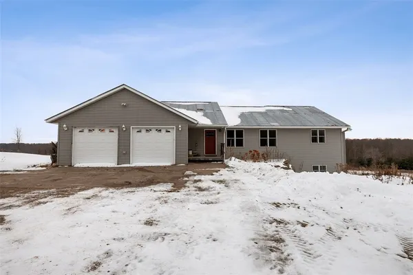 $500,000 | 1525 6 1/2 Avenue, Dallas, WI 54733