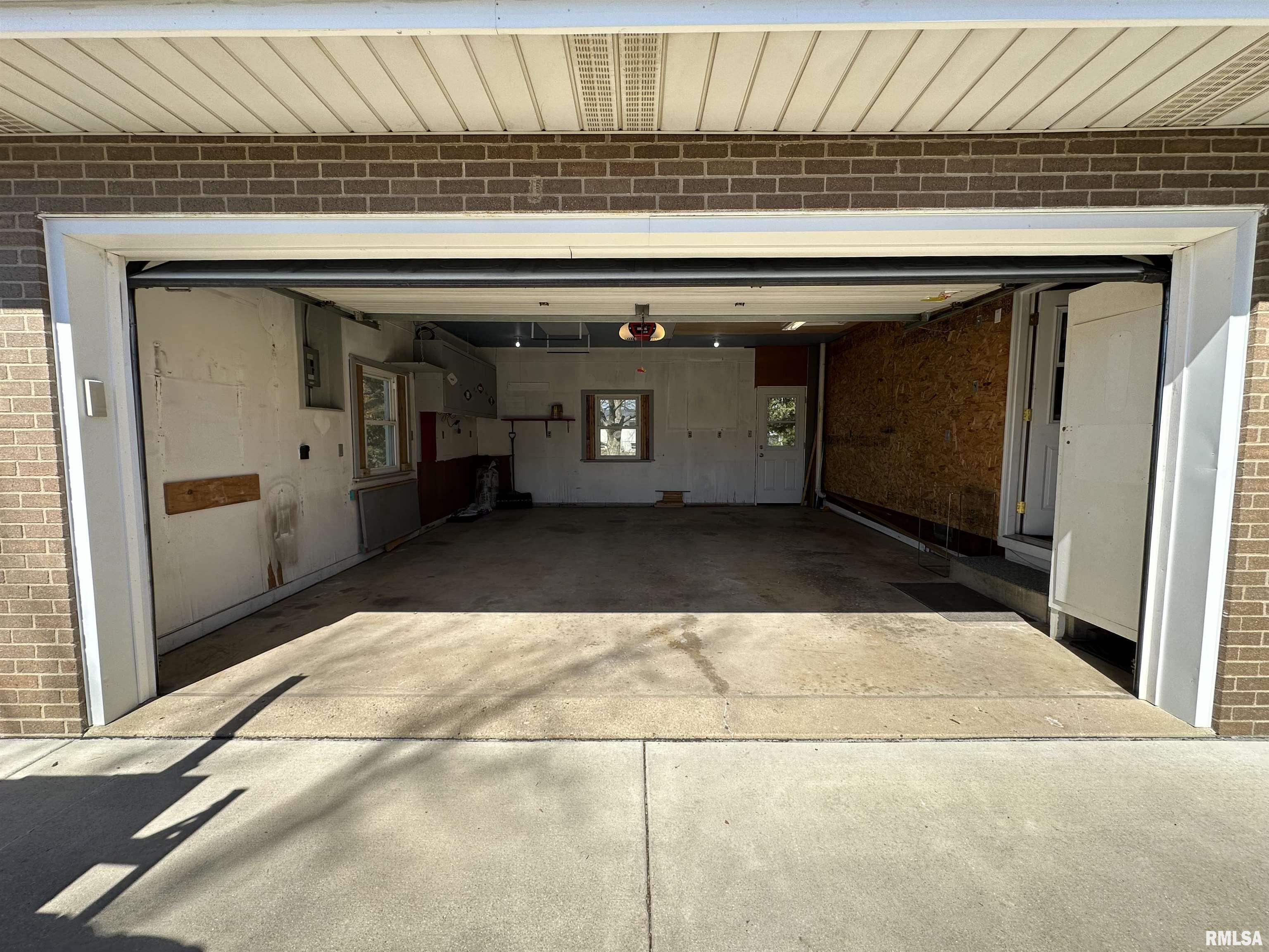 309 West Lakeland Road Morton, IL 61550 - Photo 14 of 72 Gallery Image 14