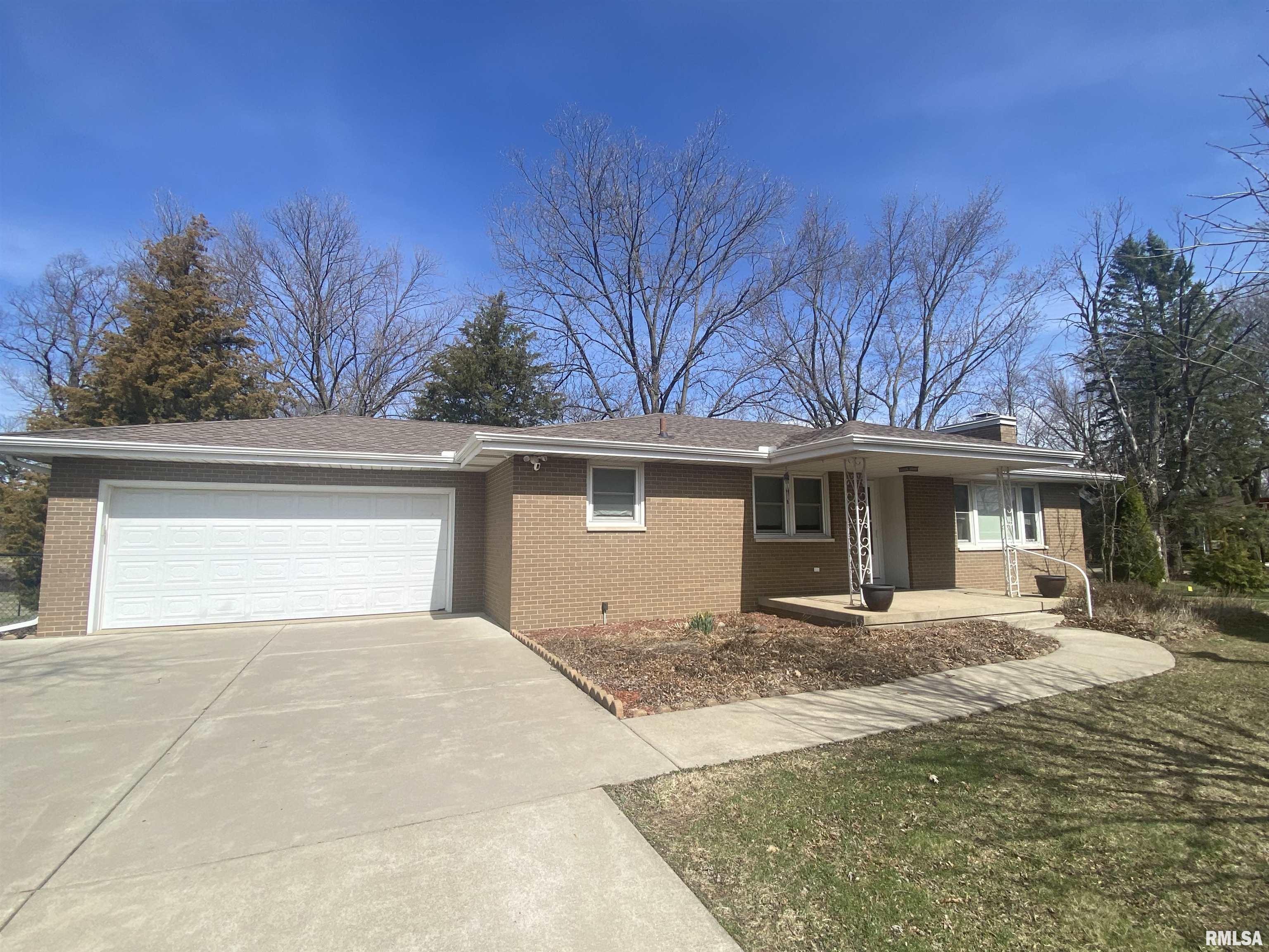 309 West Lakeland Road Morton, IL 61550 - Photo 2 of 72 Gallery Image 2
